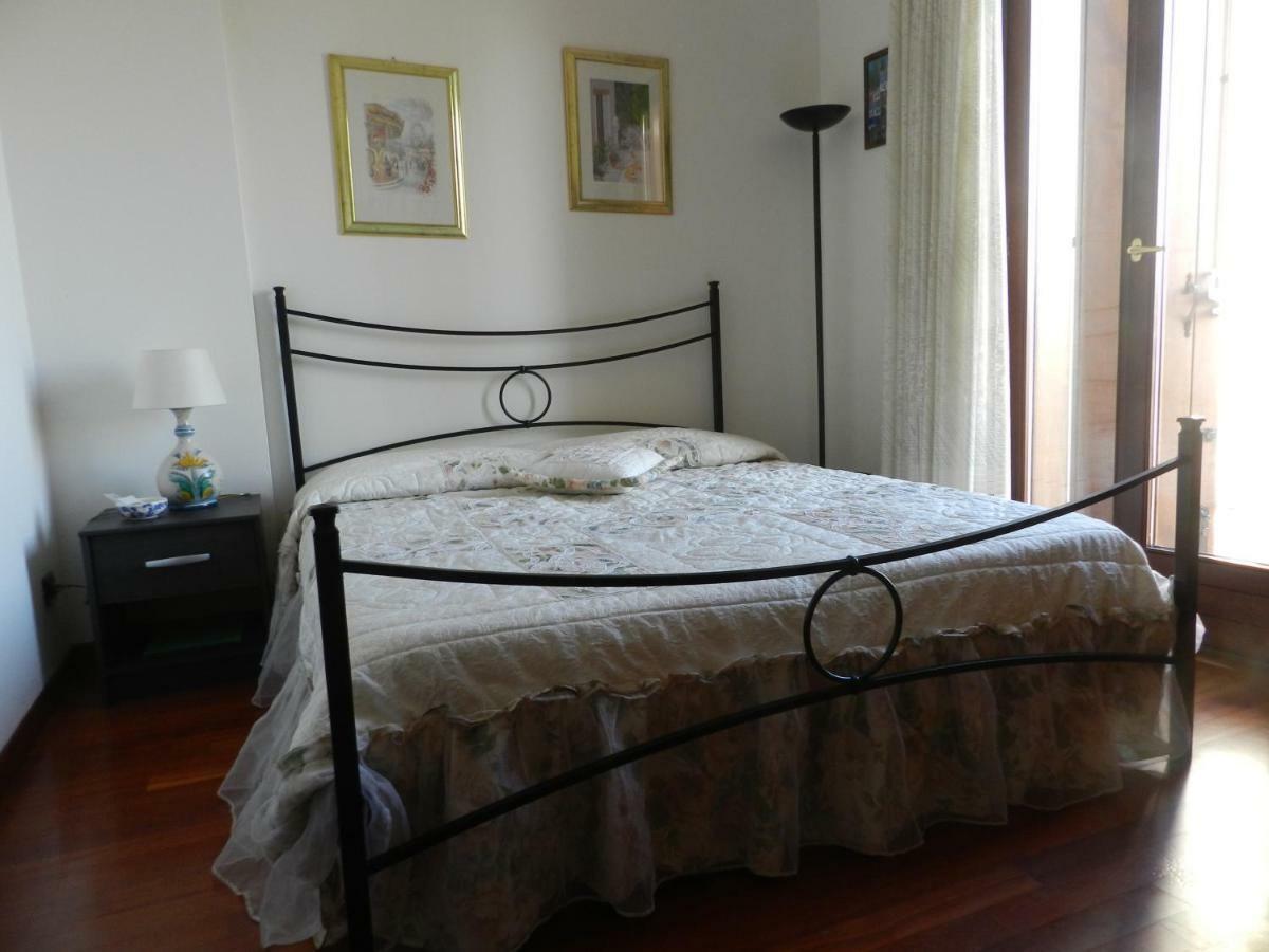 B&B Venezia Le Tre Rose Mestre Exterior photo